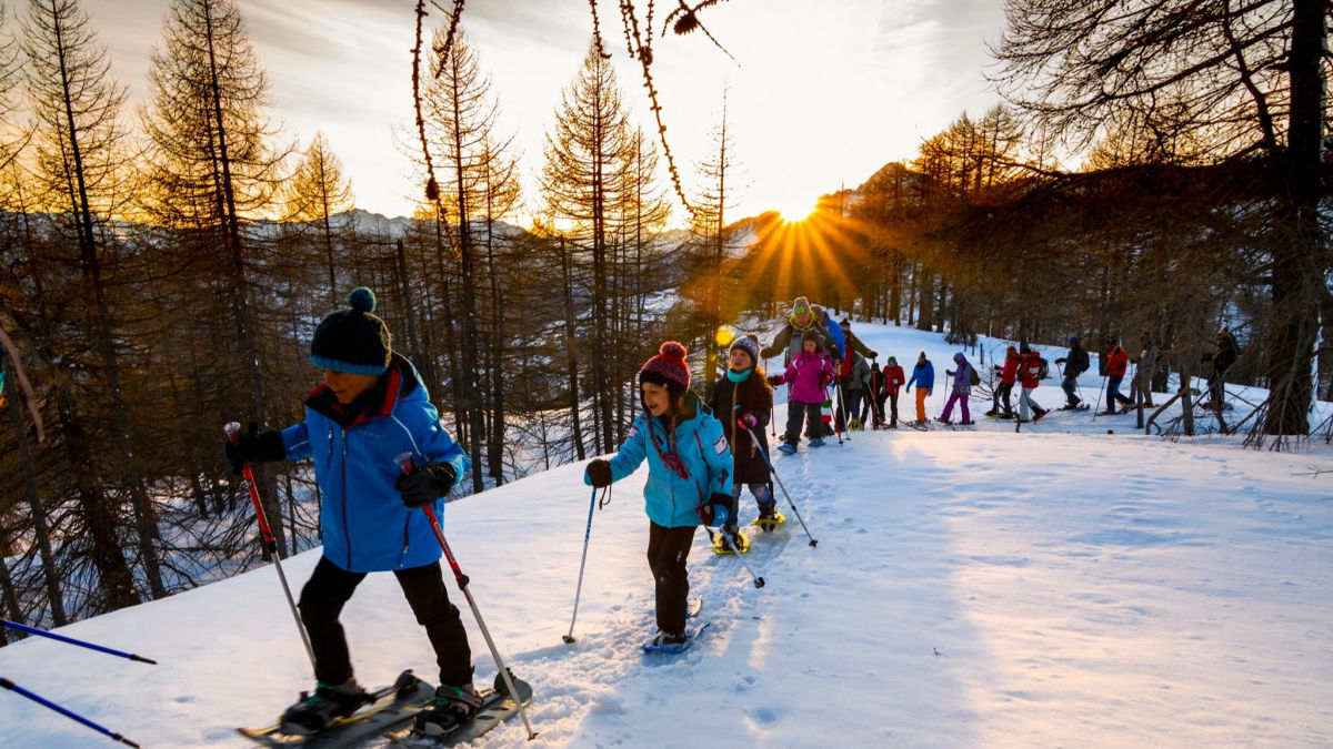 ciaspolata nel bosco con cena in rifugio sestriere